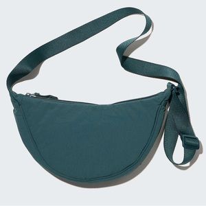 UNIQLO round mini shoulder bag
